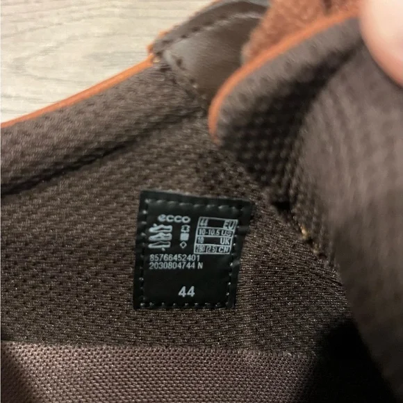 Ecco Men's Tan Leather Sneakers - Picture 7 of 7